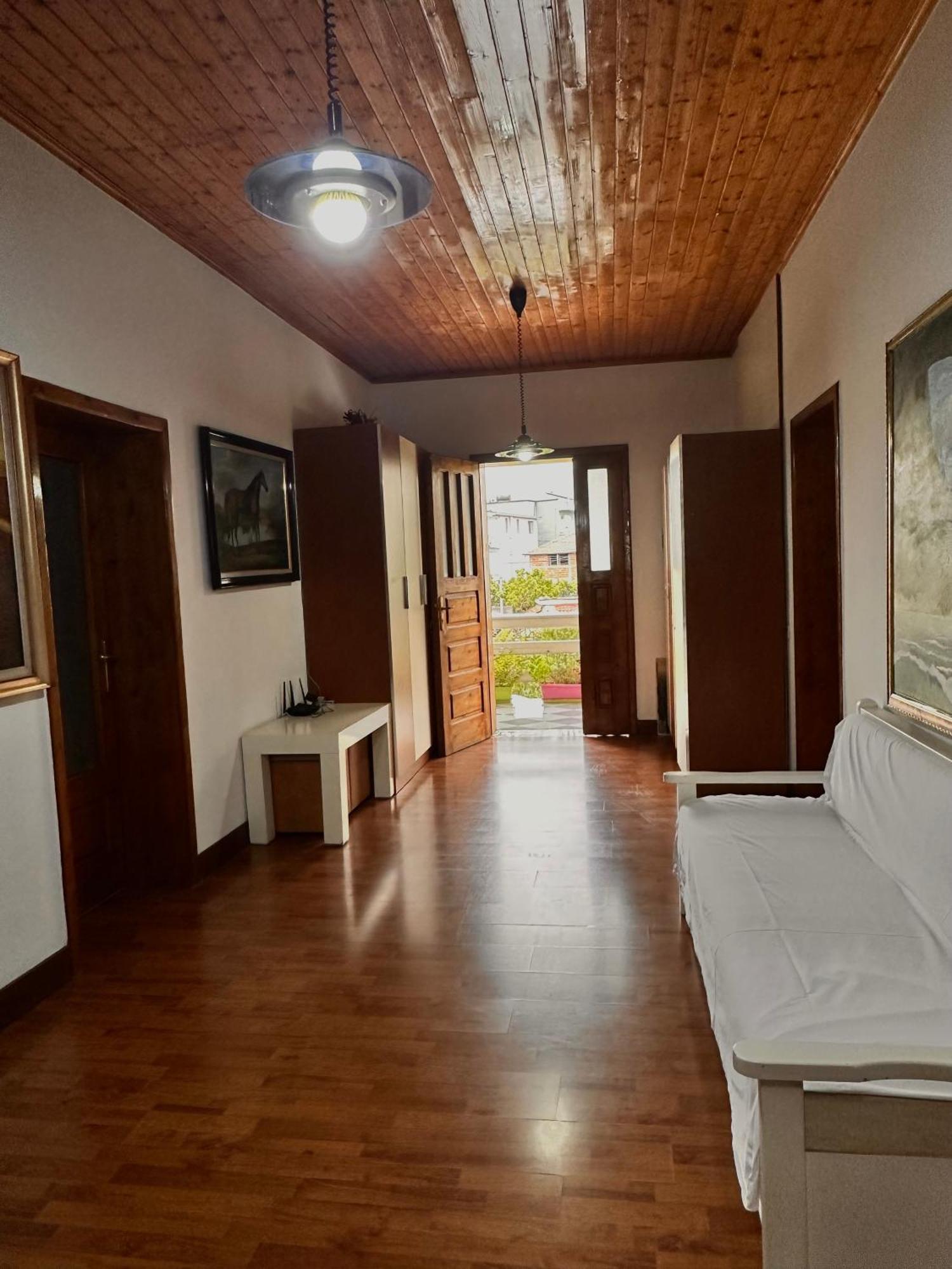 Hostel Grande House Tirana Bagian luar foto